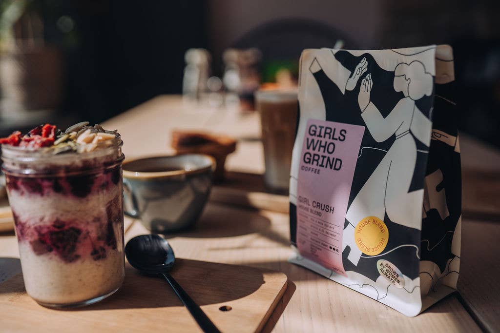 Coffee, Girl Crush blend. El Salvador & Brazil.: Wholebean / 250g