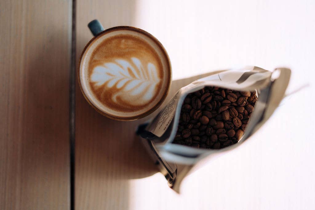 Coffee, Oh My Goth blend, dark roast, Brazil & Guatemala.: Wholebean / 250g