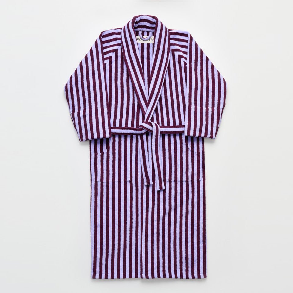 Bongusta Naram bathrobe in wine and lavender blue, plush bathroom robe with soft fabric and cozy fit, displayed on a hanger.
