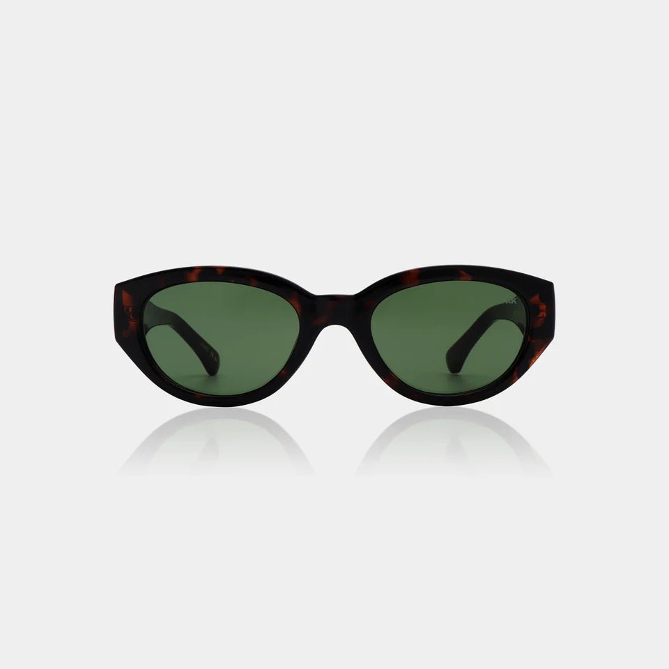 A. Kjaerbede Winnie sunglasses with stylish round frames and dark tinted lenses, perfect for sunny outdoor wear.