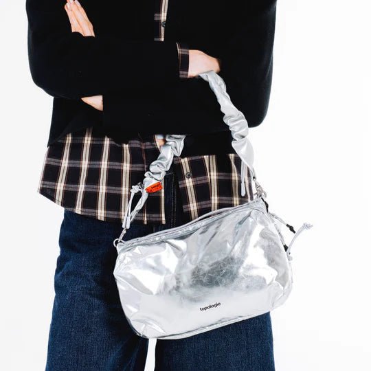 バッグ topologie Bottle Sacoche Large chrome Bottle Sacoche Large ボトルサコッシュ ラージ / Chrome