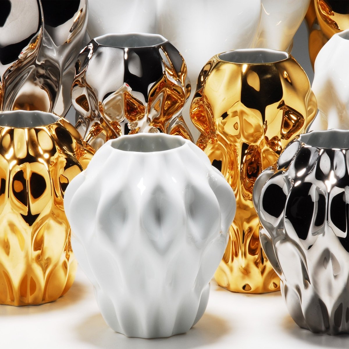 Plissan G Porcelain Vase (h40 cm) - Holaria