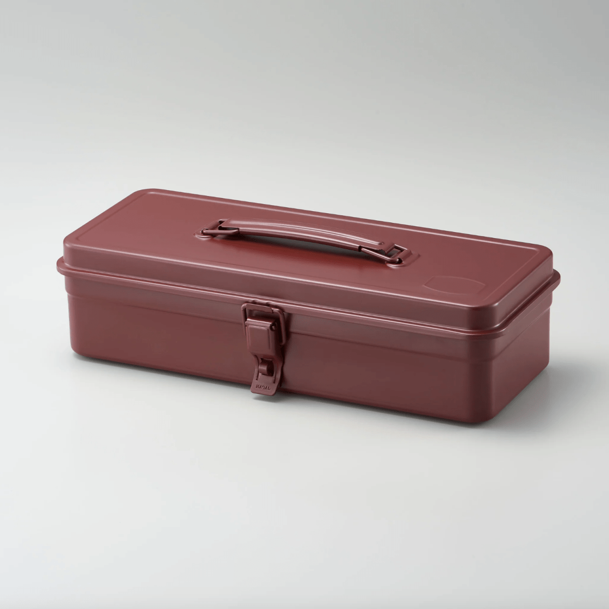 Robinson Toolbox T-320 Bordeaux with multiple tools and compartments, designed for durable and organized tool storage.