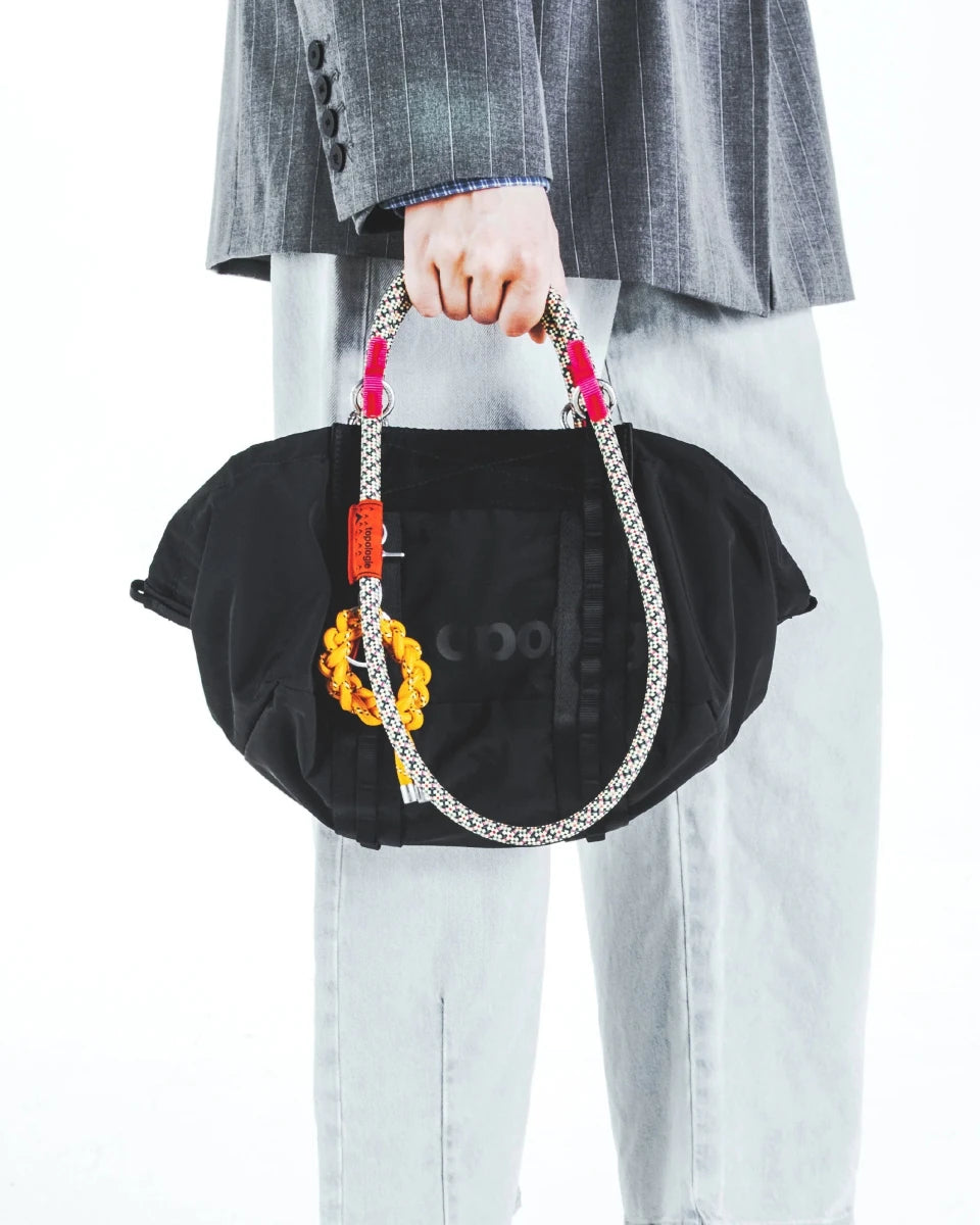 Topologie 10mm rope loop strap showing durable woven design and sturdy metal loop for securing and lifting applications.