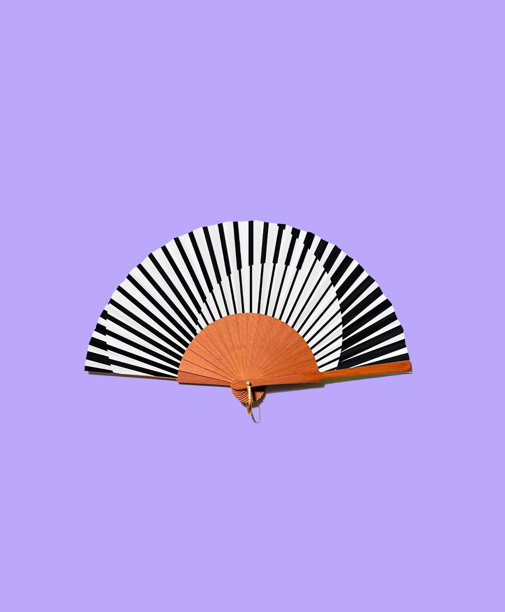 Black and white 19 cm minimal melody fan by A FAN OF, featuring a sleek, modern design with a compact size.