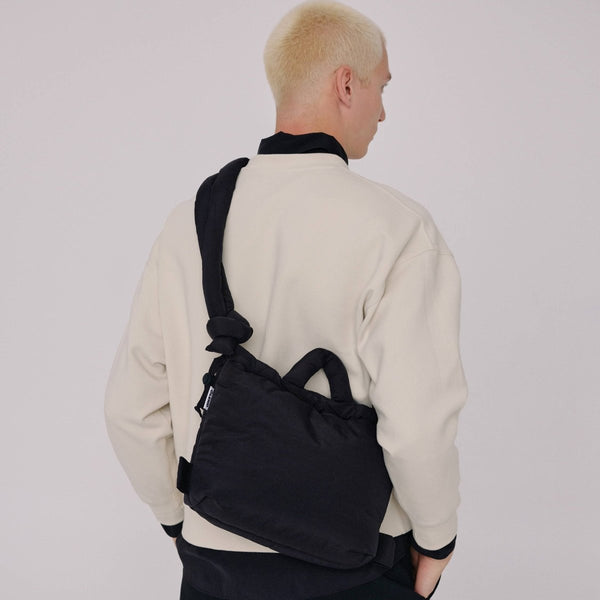 Compact Ona Soft Bag: Black