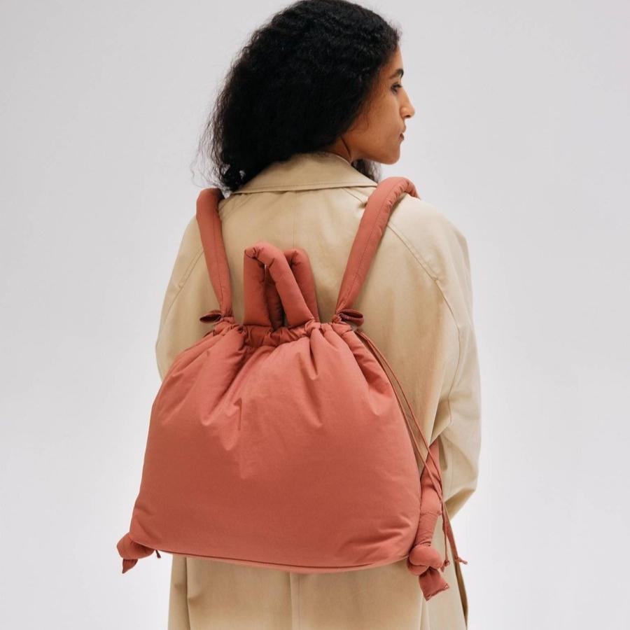 Ona Soft Bag: Coral