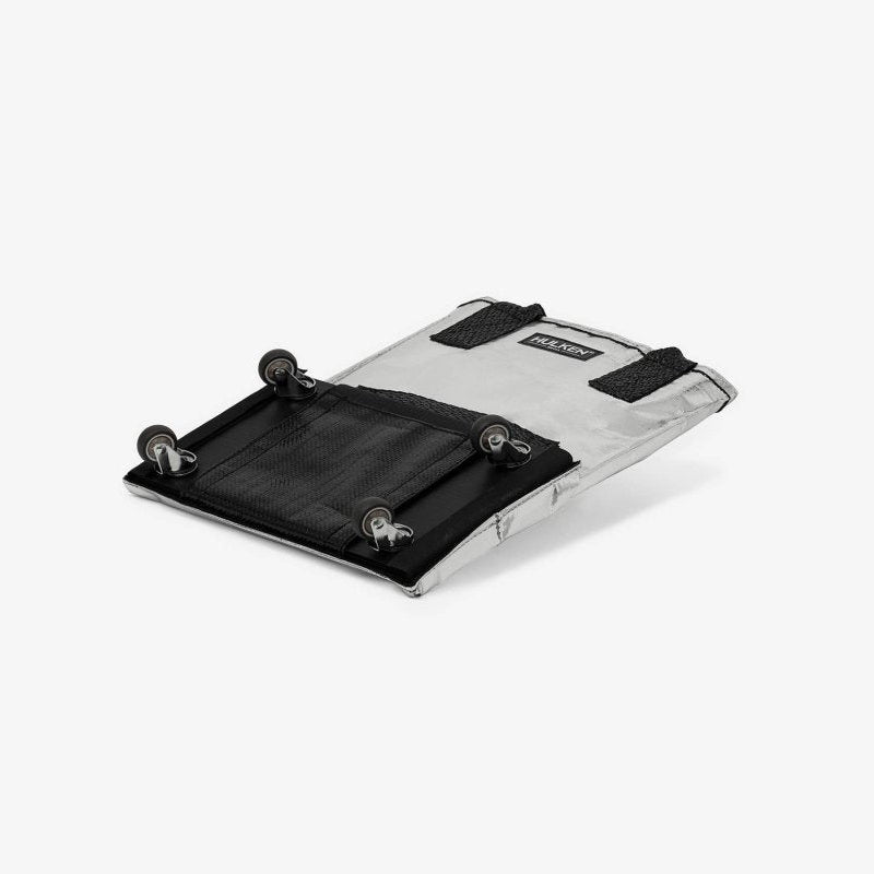 Small Hulken Bag in silver with sleek design, featuring a compact shape and metallic finish perfect for everyday use.