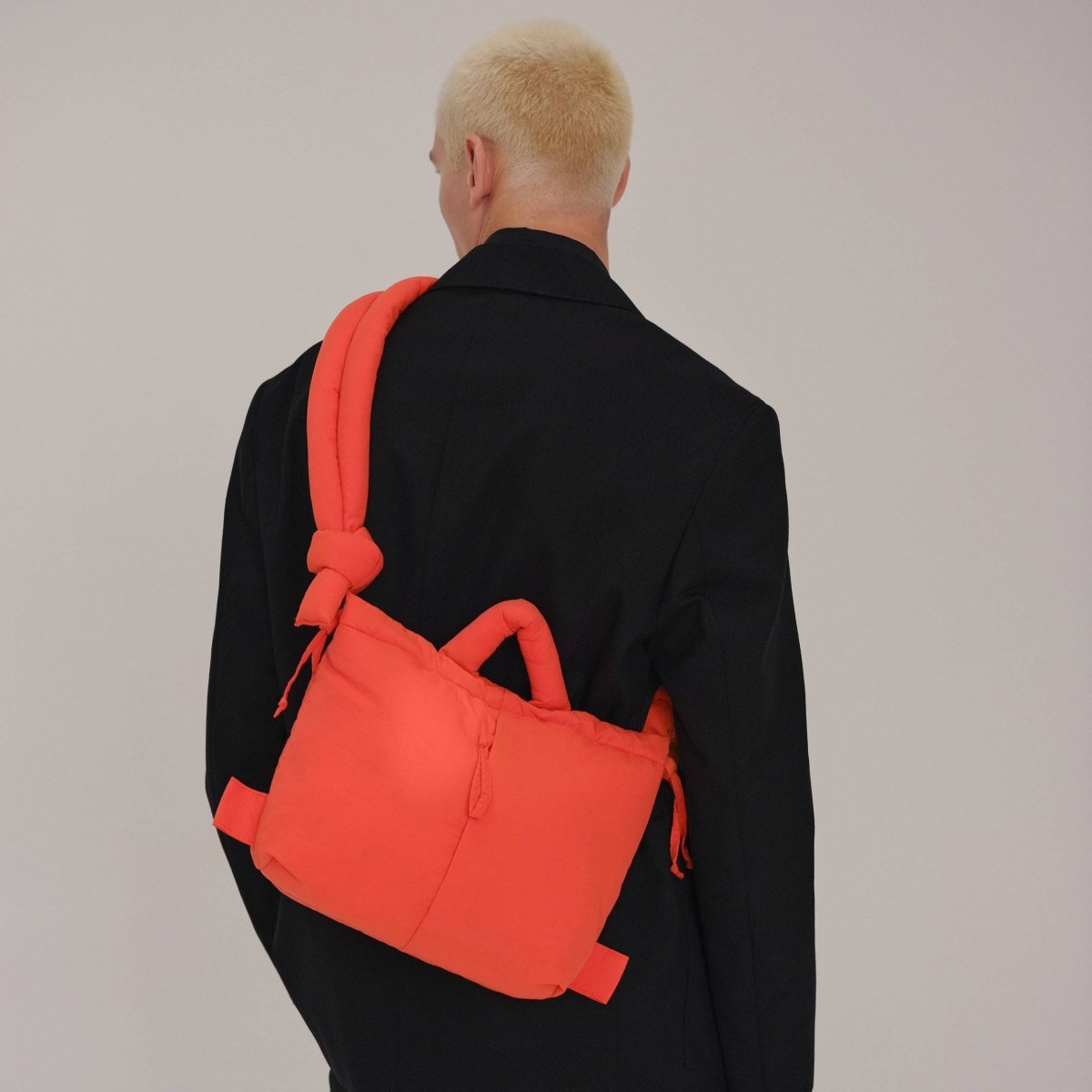 Compact Ona Soft Bag: Coral