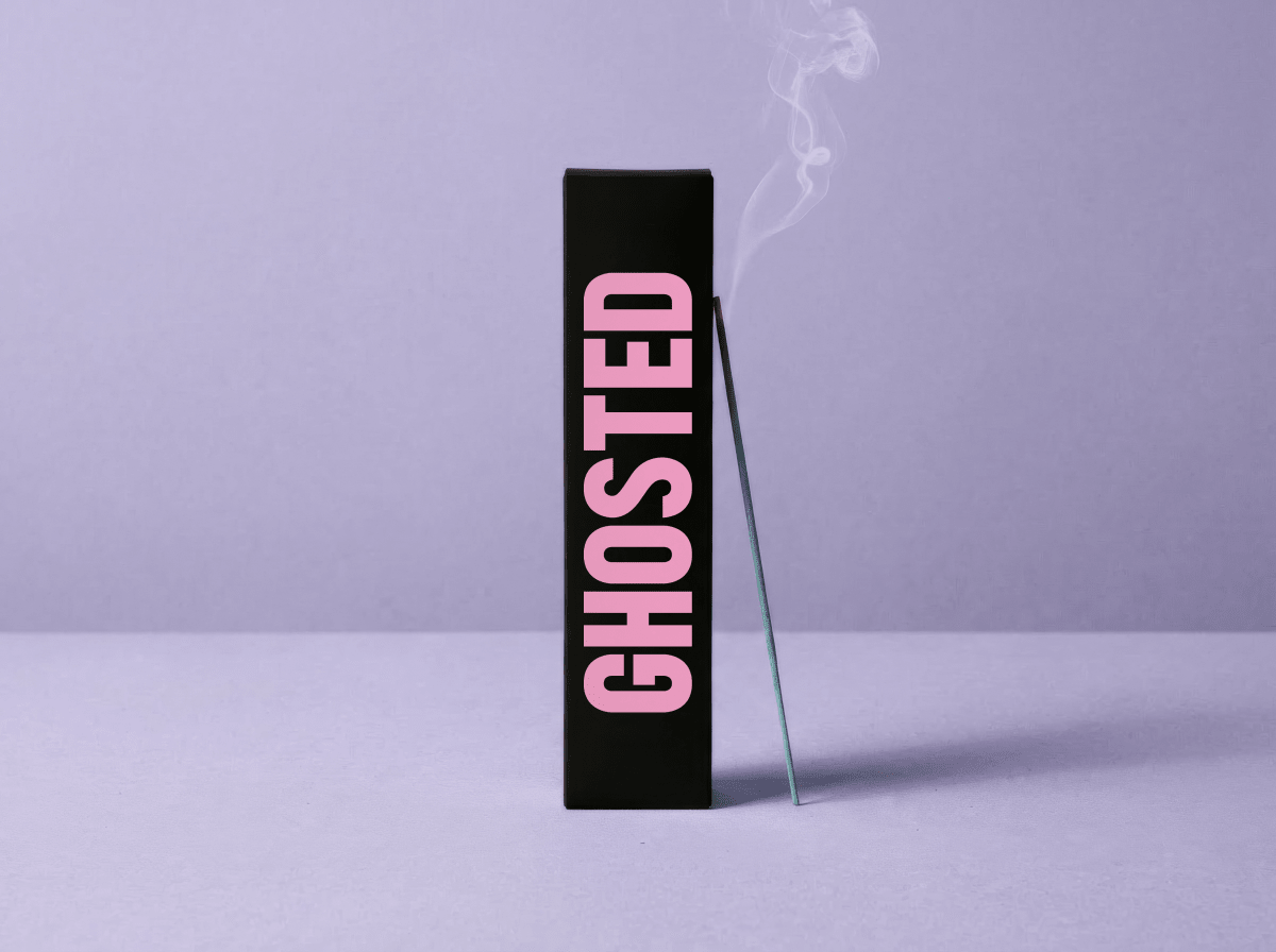 Handmade Creamy Oud incense sticks by STIIICKS, featuring Japanese craftsmanship and rich, soothing oud fragrance.