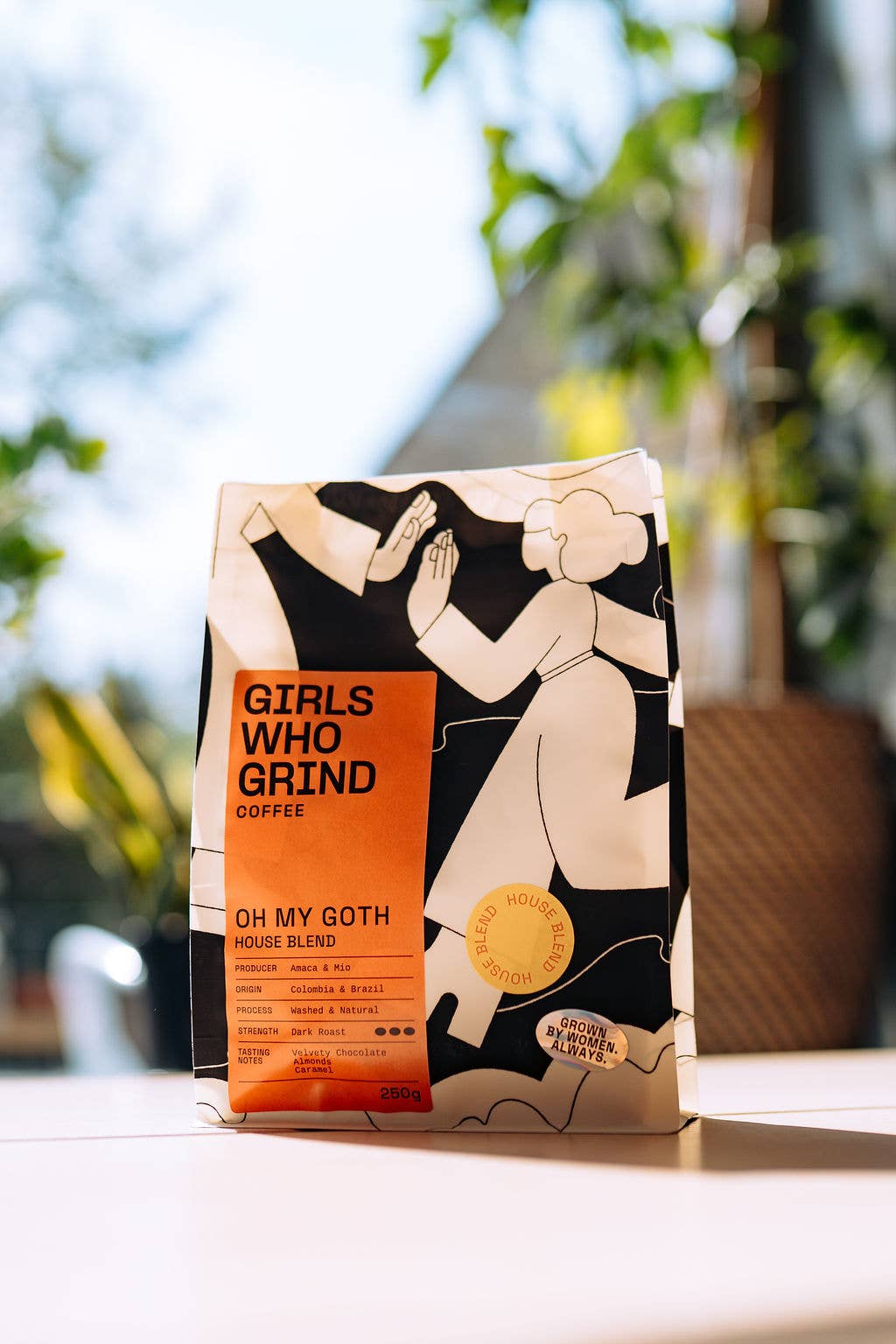 Coffee, Oh My Goth blend, dark roast, Brazil & Guatemala.: Wholebean / 250g