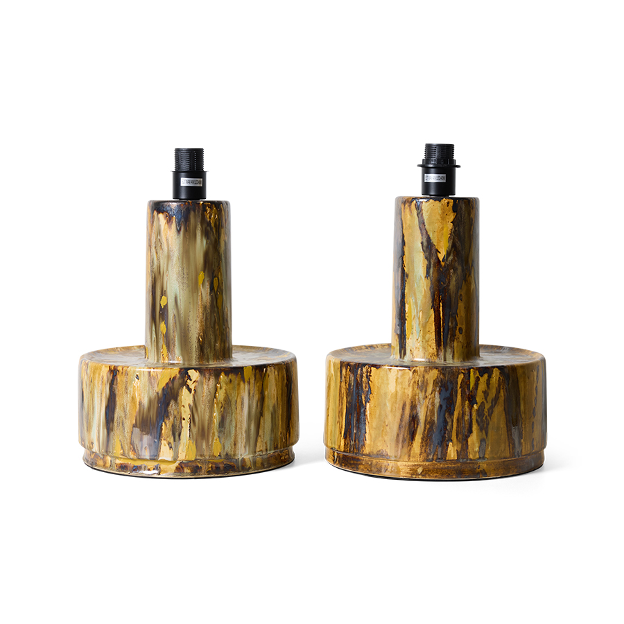 Ceramic lamp base reactive green