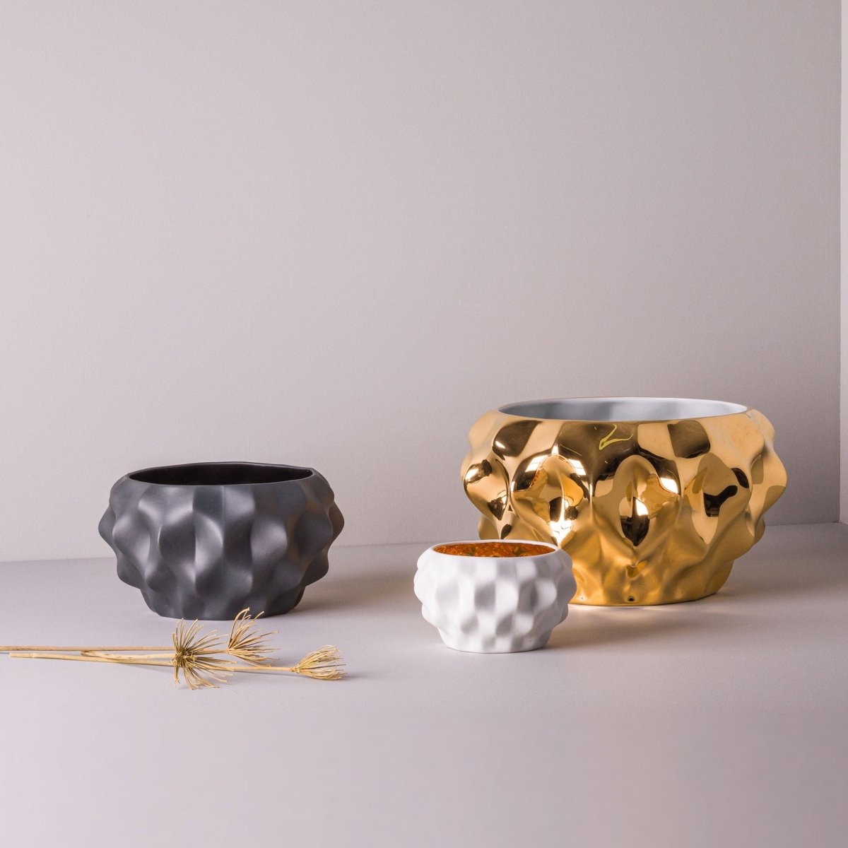 Plissan GG Porcelain Pot (h20 cm) - Holaria