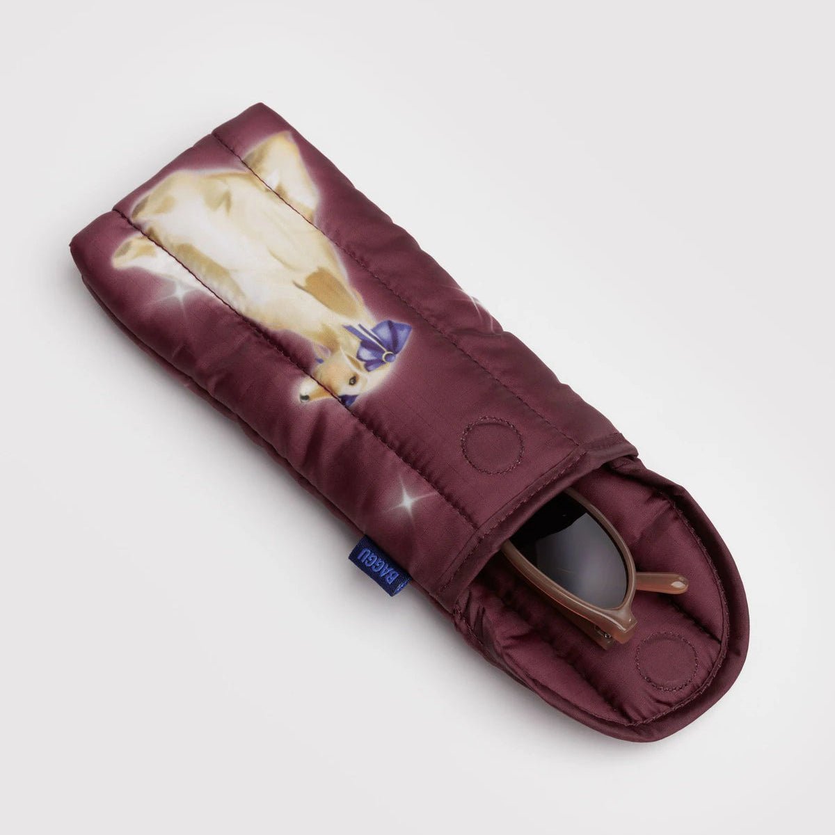 Puffy Glasses sleeve with a dog design 
on a light gray background