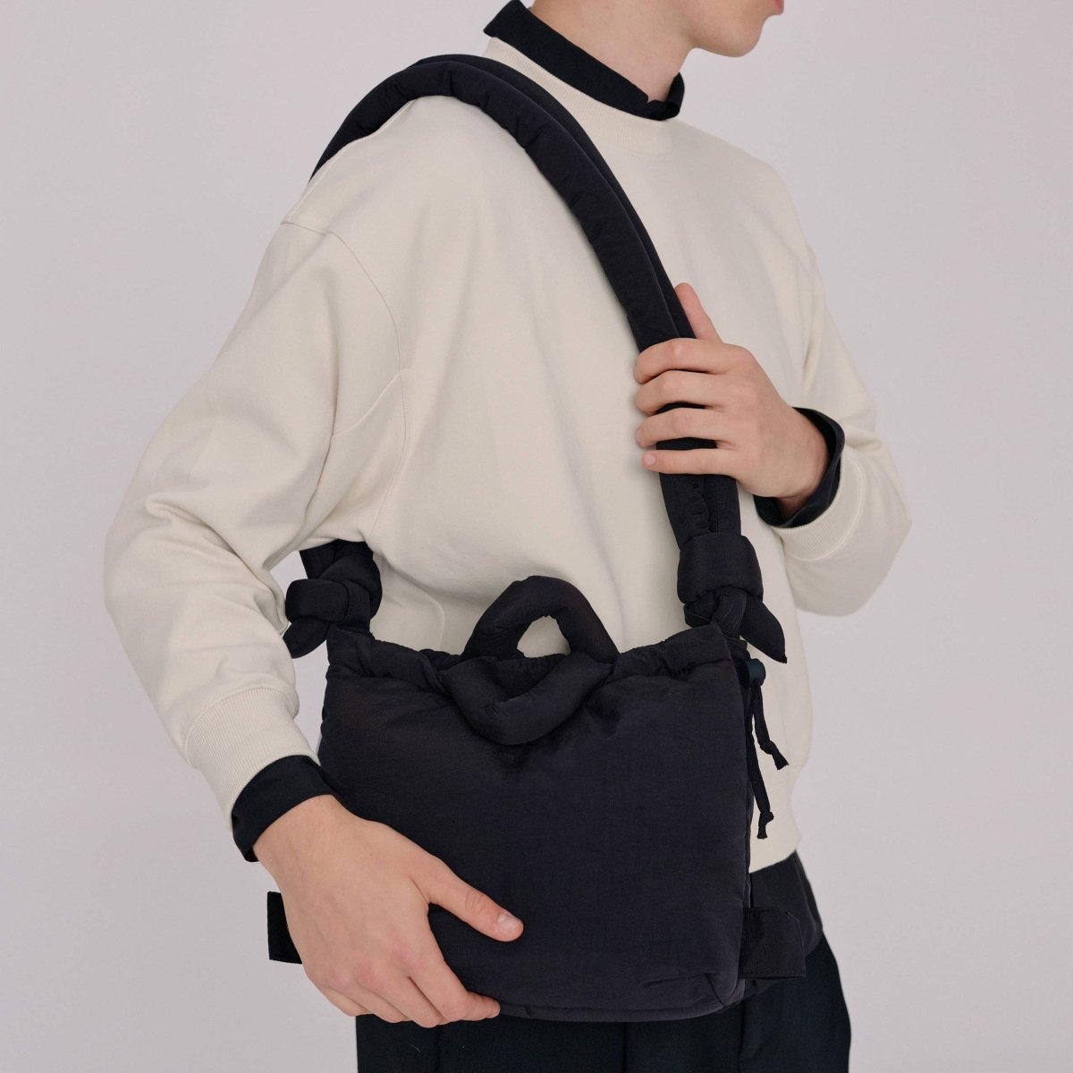 Compact Ona Soft Bag: Black