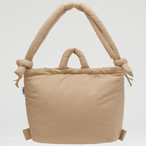 Ona Soft Bag: Beige