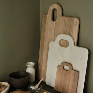 Olina Oiled Oak Chopping Board 45.5 x 25 cm