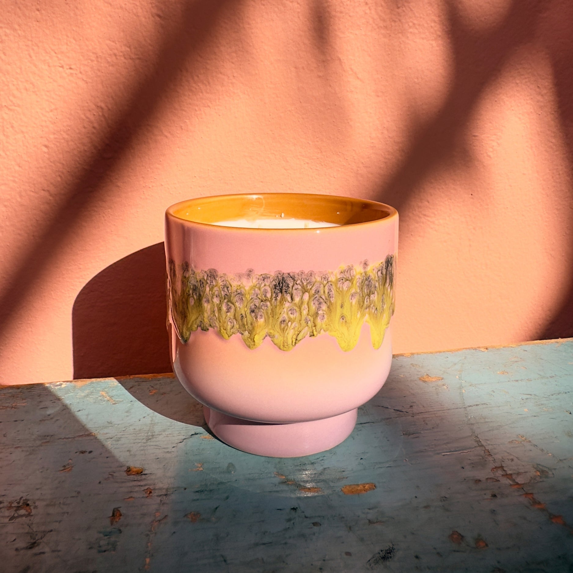 70s Ceramic Scented Candle - Miami