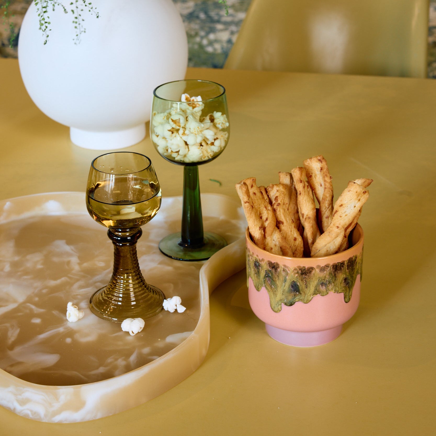 70s Ceramic Scented Candle - Miami