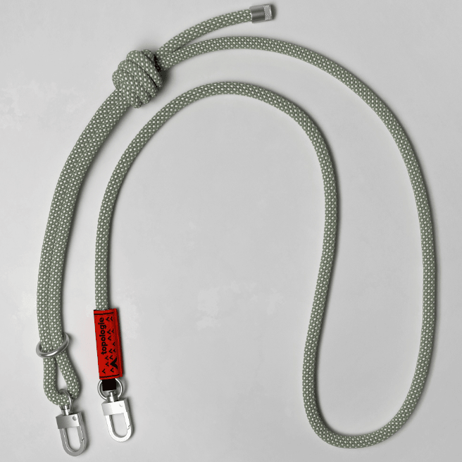 Topologie bag with 8.0mm rope strap, featuring sturdy woven design and natural fiber appearance for stylish, durable carry.