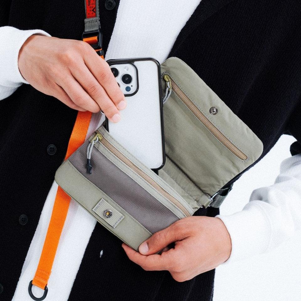 90 Phone Sacoche Bag - Topologie | Sleek, Organized & Functional