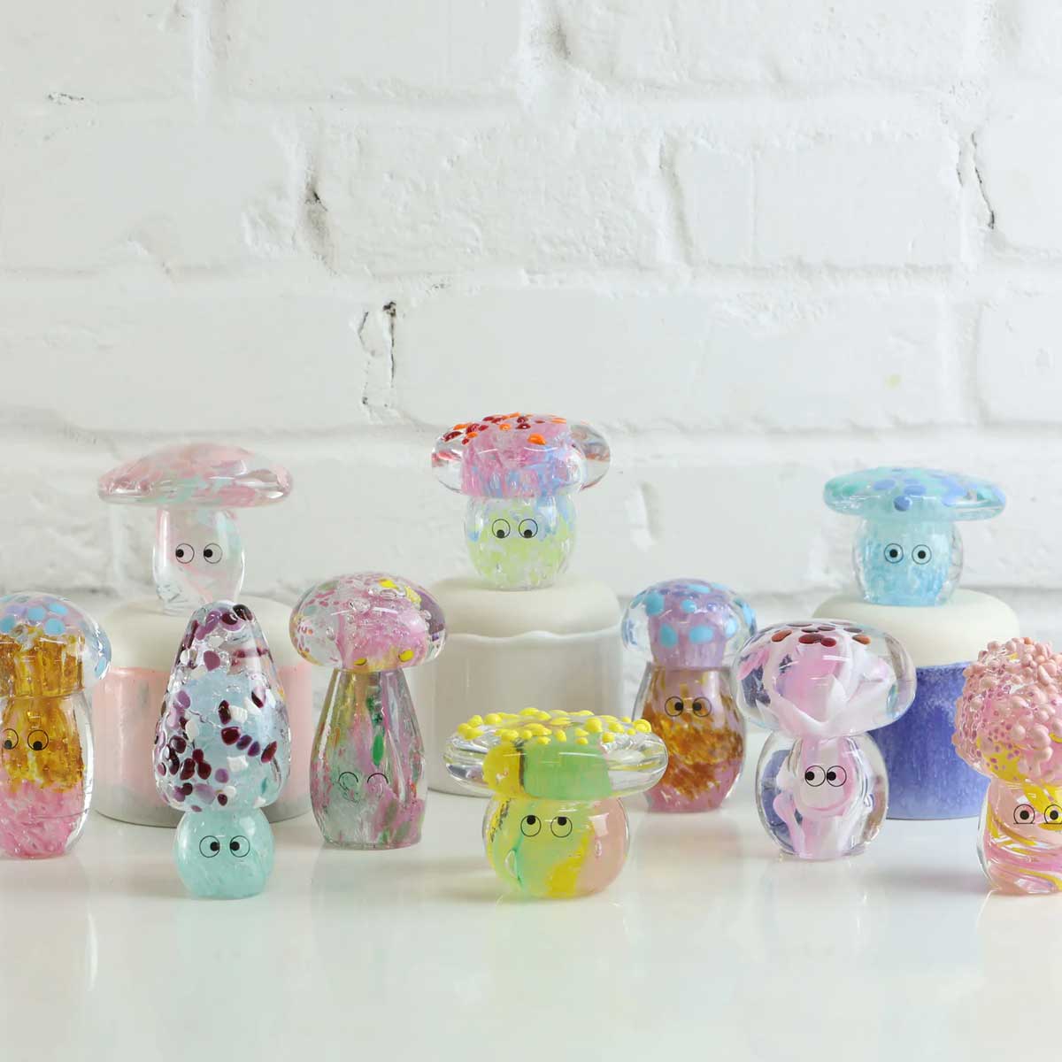 Crystal Blob Decorative Glass Art | Hallesches Haus